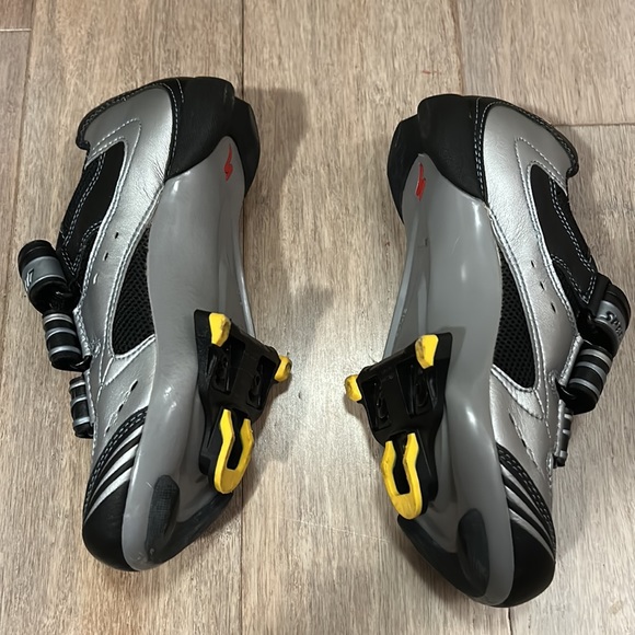 Specialized Biking Cycling Shoes model 6103-3537 size 37. US size 7 - Picture 6 of 16